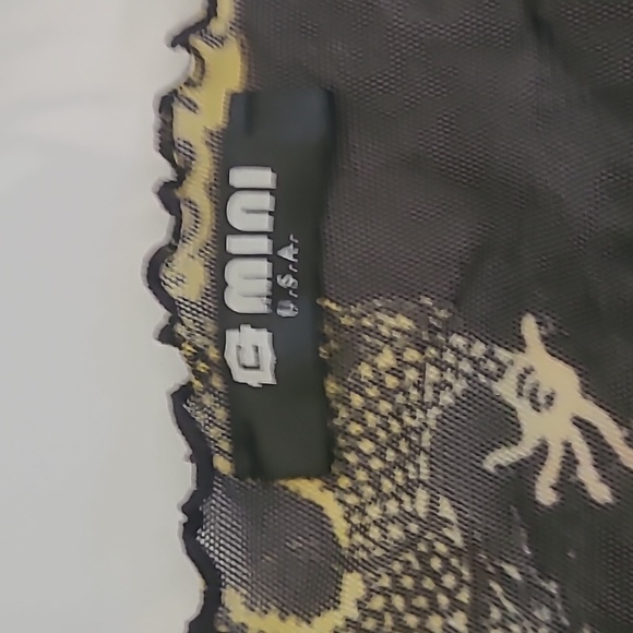 Top - Picture 2 of 3